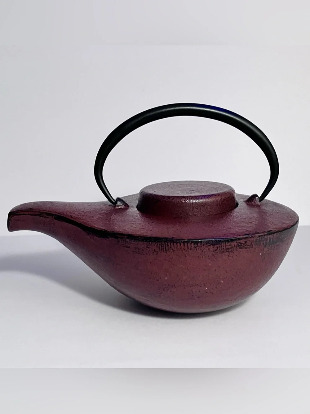 Nanbu Tekki HIKIFUNE TETSUBIN Cast Iron JAPANESE KETTLE / Orange-Red / SOME WEAR